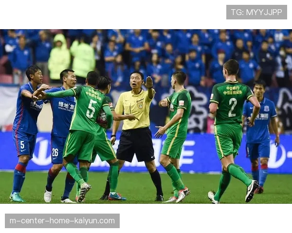 北京国安贾非凡迎中超首秀 顶替王刚出任右后卫完成轮换